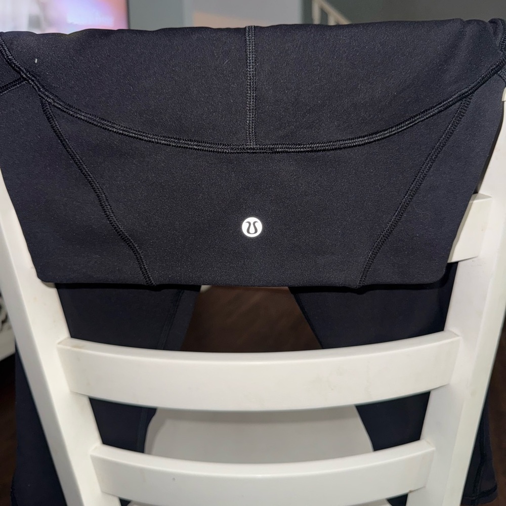 Lululemon Black Crop Leggings sz 8